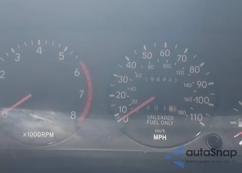 1997 Toyota Corolla Dx z USA, uszkodzony, nr VIN 2T1BB02E3VC181698